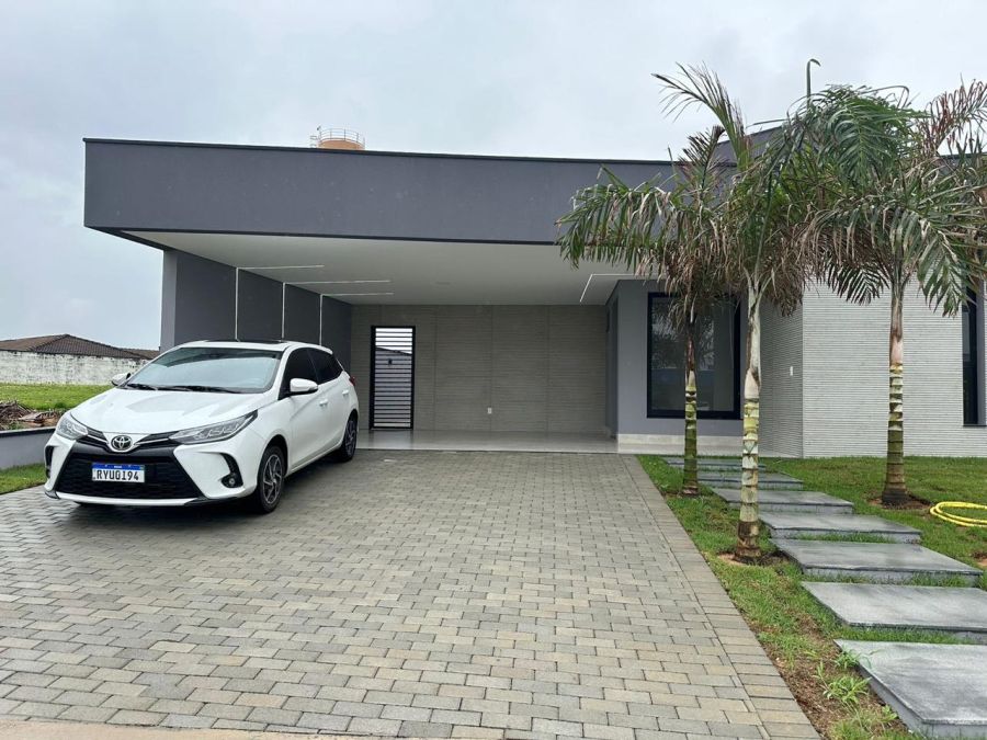 Casa em Condomínio - Venda - Jardim Celani - Salto - SP