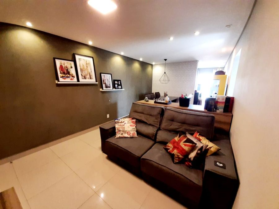 Apartamento - Venda - Jd. Nair Maria - Salto - SP