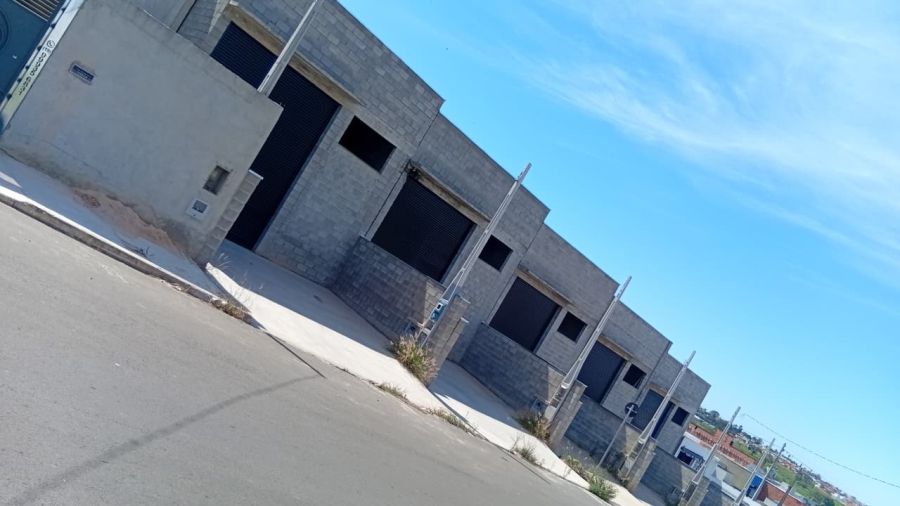 Galpão - Aluguel - Jardim Imperial - Salto - SP