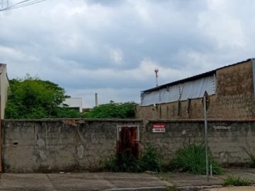 Terreno 340 m� � venda na Rua Maria Ant�nia