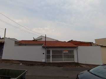 Casa com �rea Gourmet no Jardim Elizabeth � 3 Quartos