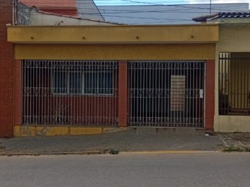 Casa � venda em Salto � 160m� constru�da