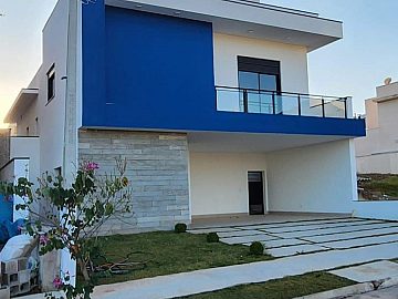 Sobrado de alto padr�o no Residencial Central Parque