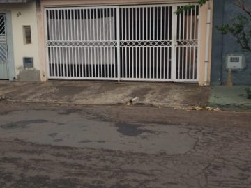 Casa � venda no Jardim Planalto � 2 quartos � 126,77m� de te